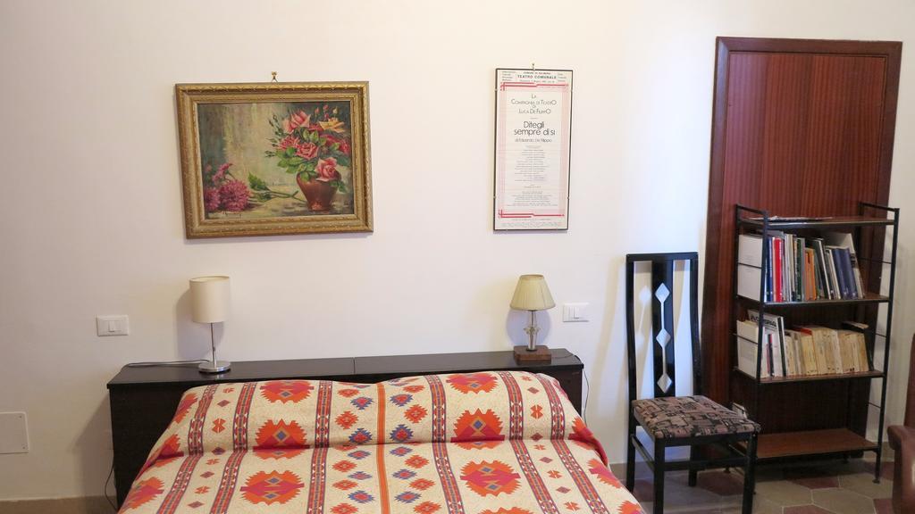 B&B Del Teatro ซุลโมนา ห้อง รูปภาพ