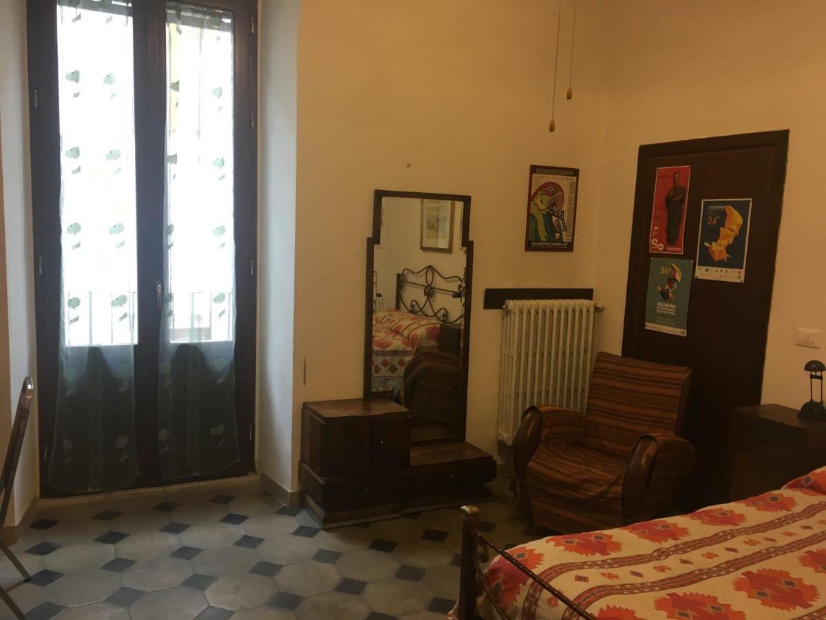 B&B Del Teatro ซุลโมนา ภายนอก รูปภาพ